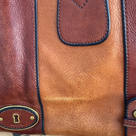 Fossil Vintage Revival Top Zip Satchel - Picture 2 of 11